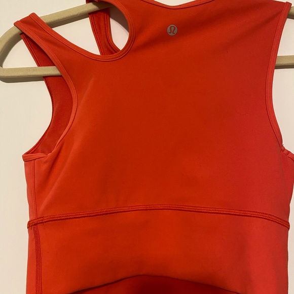 LULULEMON short workout top - Picture 3 of 4